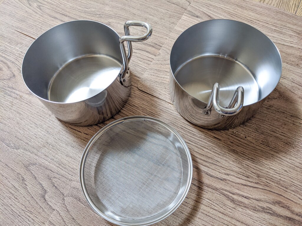 オイルポットと揚げ物鍋が交互になる「油ターン」！省スペースを実現する便利グッズ