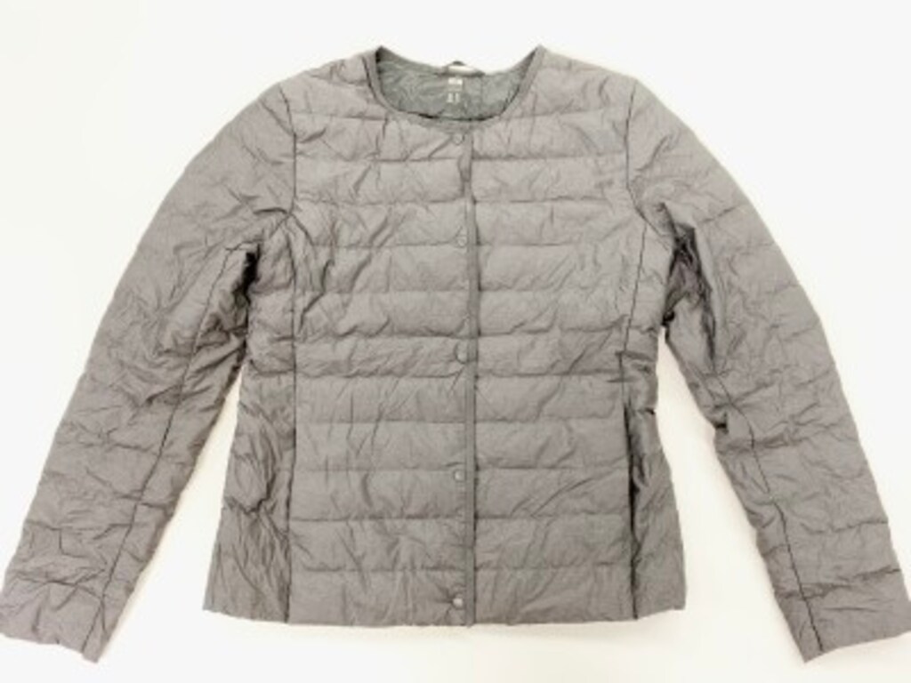 スマホよりも軽い！ユニクロの「ウルトラライトダウン」は軽さとコンパクトさが◎