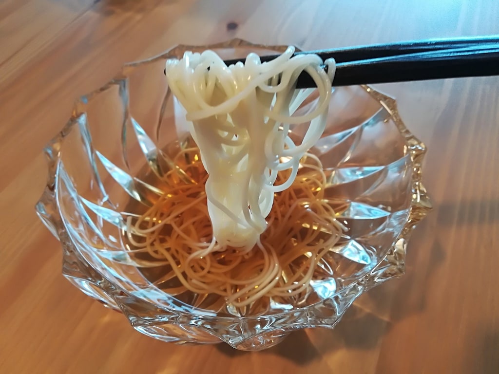 業務スーパーの激安「そうめん」2種を食べ比べ！コスパや味を比較・アレンジレシピも紹介