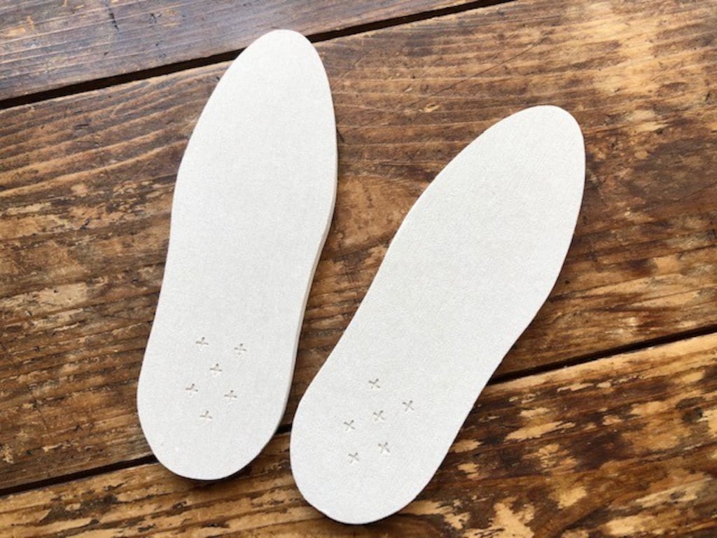 ナチュラルキッチンの珪藻土「シューズドライプレート」はプチプラ550円で使える！