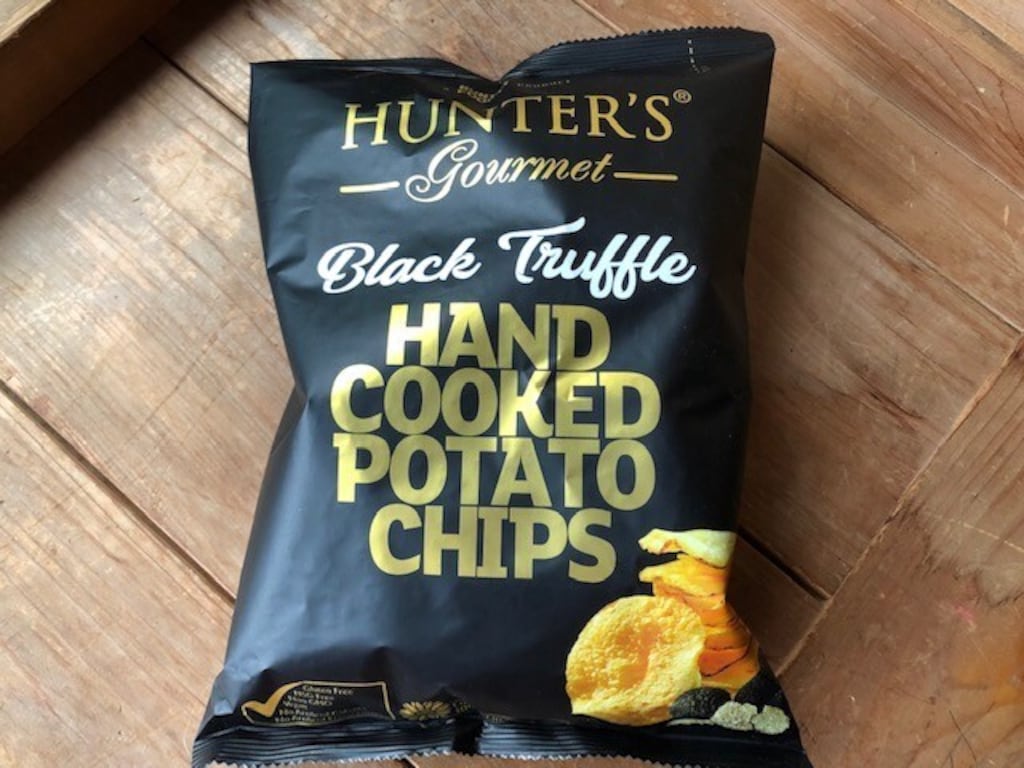 成城石井の黒トリュフポテチで422円の贅沢！クセのないほんのりトリュフが大人の味