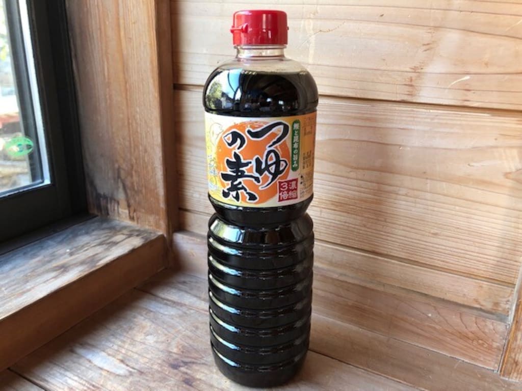 業務スーパーのめんつゆ「つゆの素 3倍濃縮」はコスパ抜群！料理が引き立つ万能な味