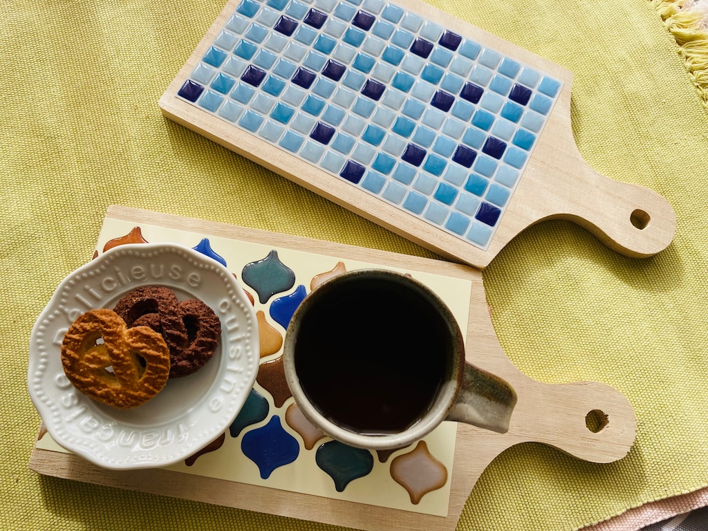 【セリア】「桐まな板」を簡単リメイク術。お家でおしゃれなカフェ気分を楽しめる！