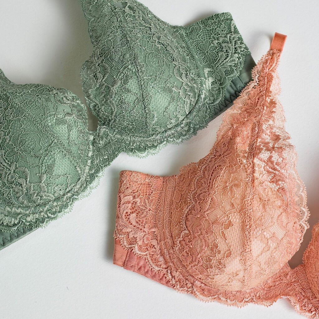 30～40代のバスト悩みの救世主！「天使のブラスリムライン」で楽ちんバストメイク