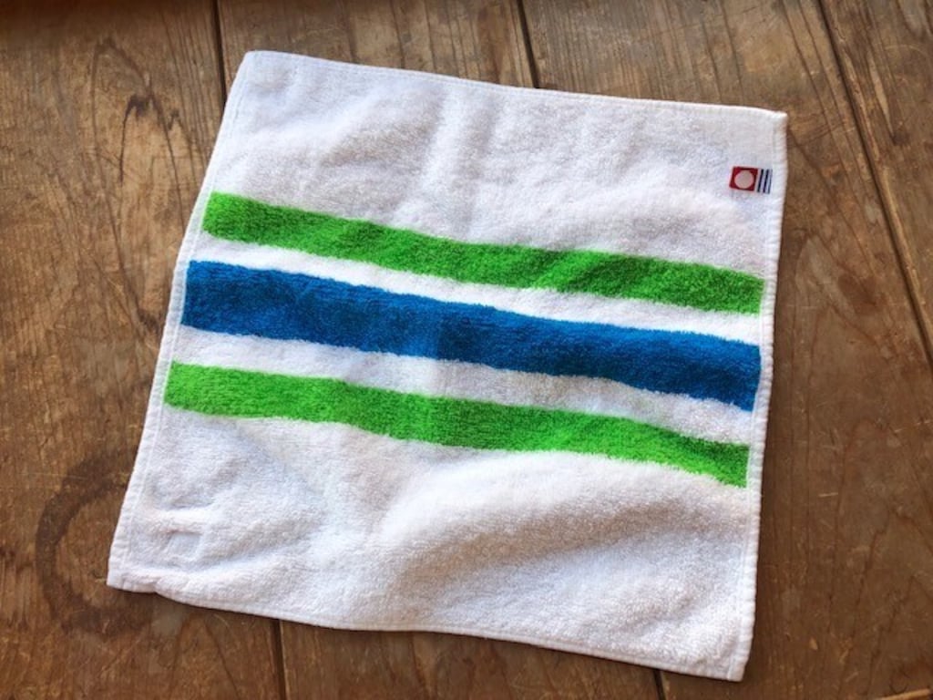 ファミリーマートのハンカチ「今治タオル」は539円で13種類！本家と値段を比較