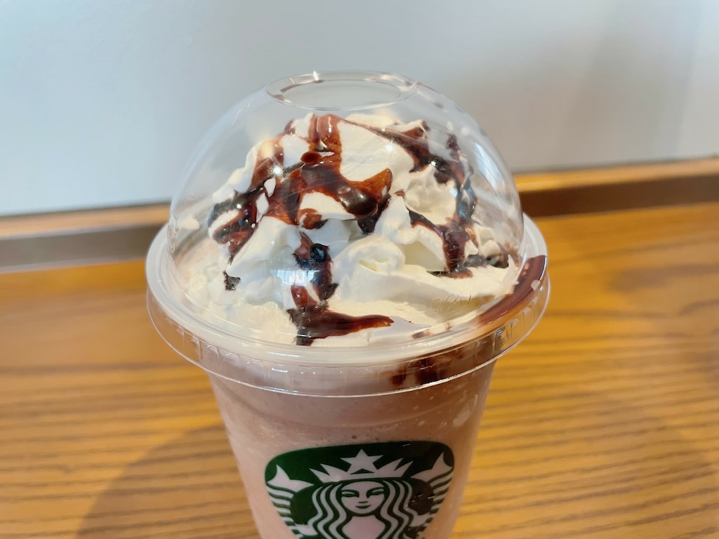スタバの「エクストラホイップ」の頼み方マスターの徹底解説！5種類の裏技カスタマイズ