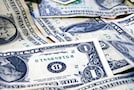 ドルもユーロも進む円高！買い時の判断法