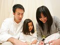 夫は外で働き、妻は家庭を守る？