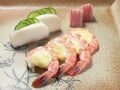 チーズを抱いたブラックタイガー