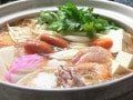 インスタントラーメンで作る鍋レシピ！持ち寄りソフト闇鍋パーティー