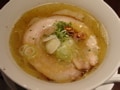 表参道ヒルズで唯一のラーメン　「MIST」