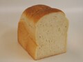 プレーンな食パンを一番の売りものにする　ロコ・パン