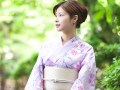 浴衣・着物での歩き方、階段の上り下り、車の乗降りの美しいマナー