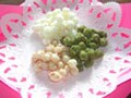 親子で作れる油で揚げない３色ひなあられ