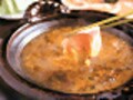 薬膳「不老長寿鍋」には、しそ焼酎「鍛高譚」を　豚肉創作料理「やまと」