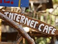 海外でネットカフェを使うための英語