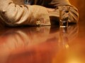 百薬の長は逆効果？ 心の病気と飲酒