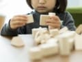 自閉症とは？原因・症状・特徴