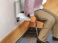 椅子・棚・収納をプラス！壁厚利用のリフォーム