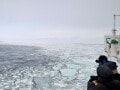 氷に覆われた真っ白な絶景！ 網走・流氷観光砕氷船で流氷のまっただ中へ！／北海道
