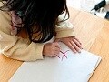 子ども手当が廃止！減額分を○○で補う