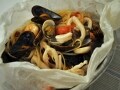 海の幸のパスタのカルトッチョ紙包み焼き