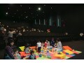 赤ちゃんと一緒に映画館！子供連れに優しい託児や保育士付シアター