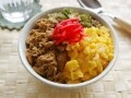 電子レンジで作る、ツナそぼろの三色丼