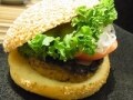 近江牛100％バーガー　いやさか【大崎】