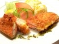 サーモンのカプレーゼカツレツレシピ……おもてなしにもおすすめ！