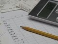 重い教育費負担、学校外活動費はどう考える？