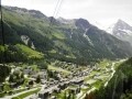 昔ながらのスイスの生活が現代に息づくアニヴィエ谷