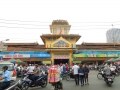 チョロン（中華街）観光の中心、ビンタイ市場