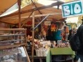 エコでグルメなコルヴィッツ広場の朝市／ベルリン