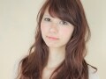大きめのゆるウェーブで大人カジュアルロング