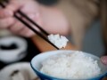 一人暮らしのご飯、自炊VS外食　徹底比較
