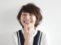 プチアシメでつくるふんわりショートスタイル