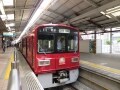 京急大師線、地下化で動き始めた沿線を行く