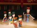 ホーチミンのナイトスポット水上人形劇を楽しもう！
