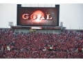 赤一色に染め上がる「さいたまスタジアム2002」