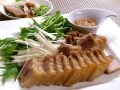 おもてなし料理のメインに！いつもの塩豚を簡単に華やかに
