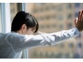 男たちはなぜ恋人や妻に愚痴をこぼさないのか
