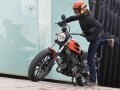 ドゥカティ スクランブラーの400ccモデルが登場！