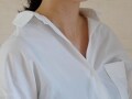 こなれ感がUPする、シャツの襟抜き＆袖まくりテク