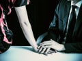 既婚者同士のダブル不倫における彼の妻への嫉妬