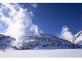 活火山近くのスキー場・雪山・温泉で安全確保するには