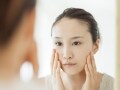 乾燥しているのになぜ？敏感肌のニキビ＆皮脂ケア