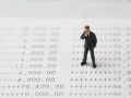51歳貯金9000万円。体調を崩して転職したが、新たな職場も不安