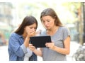 怖いニュースを見るのが辛い…不安が強いときの対処法
