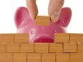 42歳貯金260万円。給料だけでは生活できず、口座は貸し越し状態でカツカツの生活です